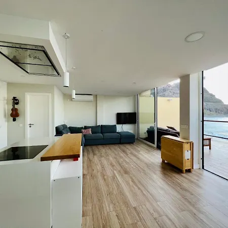 Apartment Overtheocean Big Terrace And Xl Bed